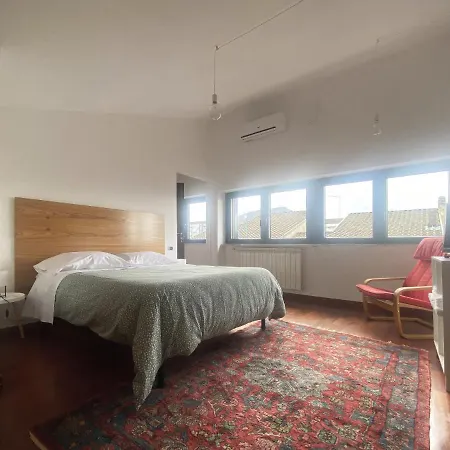 Oda ve Kahvaltı Al Pergolato 3*