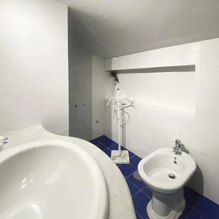 فندق مبيت وإفطار Al Pergolato 3*